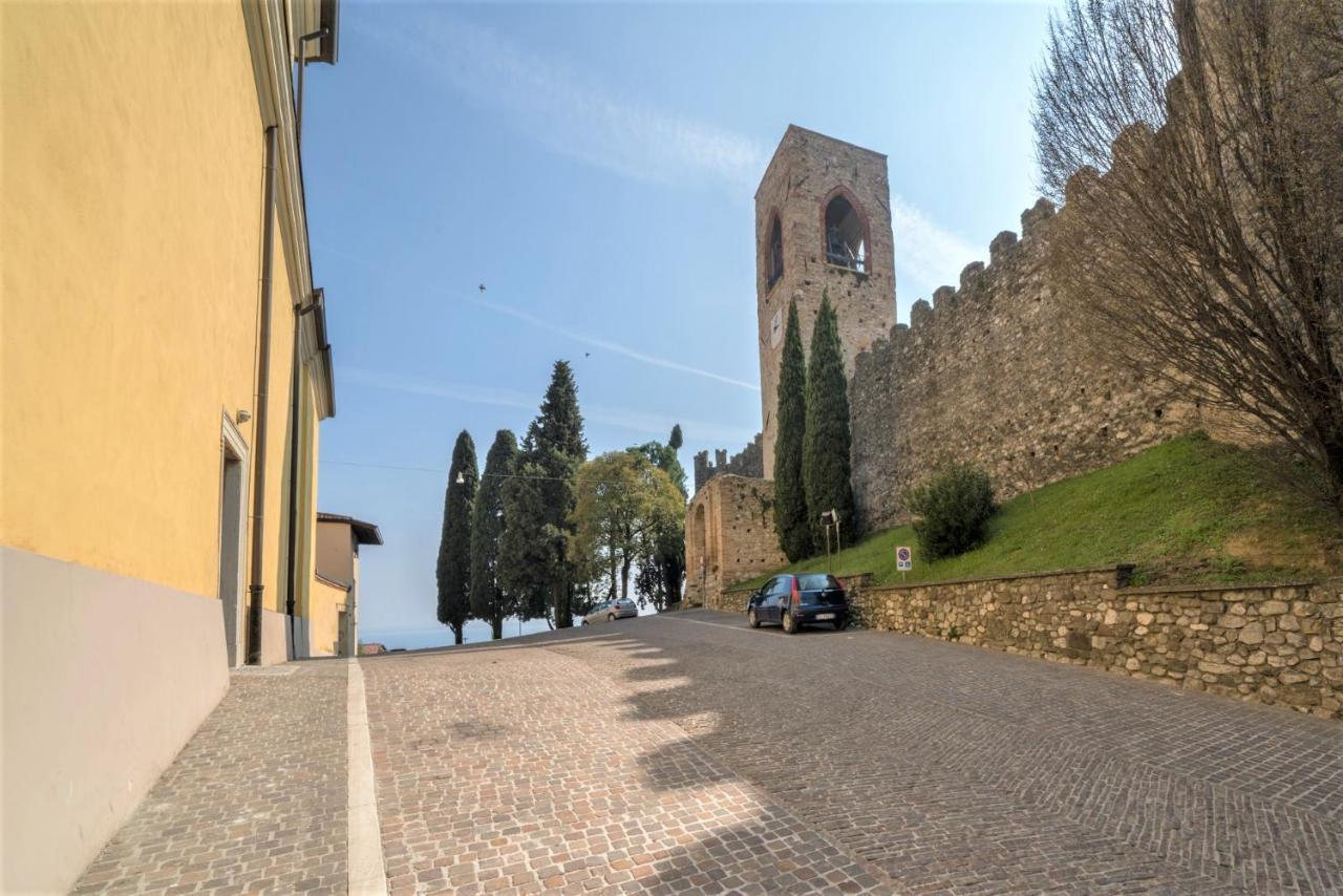 Gardappartamenti Castle Bell Moniga del Garda Exterior photo